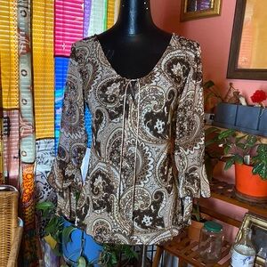 BOHO VINTAGE 90s PAISLEY PRINT BELL SLEEVE BLOUSE
